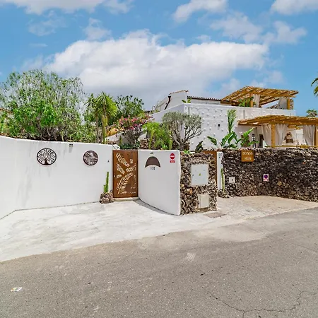 Oceania A, Jacuzzi Y Jardin Con Vistas Al Mar, Y Piscina Comunitaria فيلة